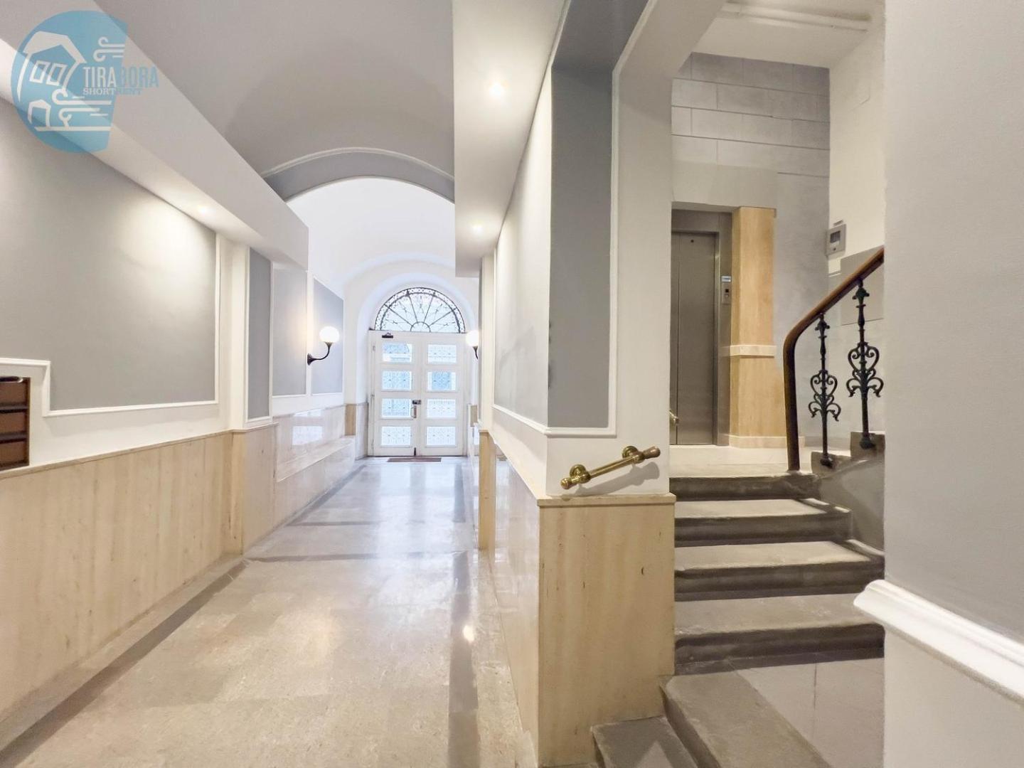 Mazzini 9 Tirabora Short Rent Apartment Триест Екстериор снимка