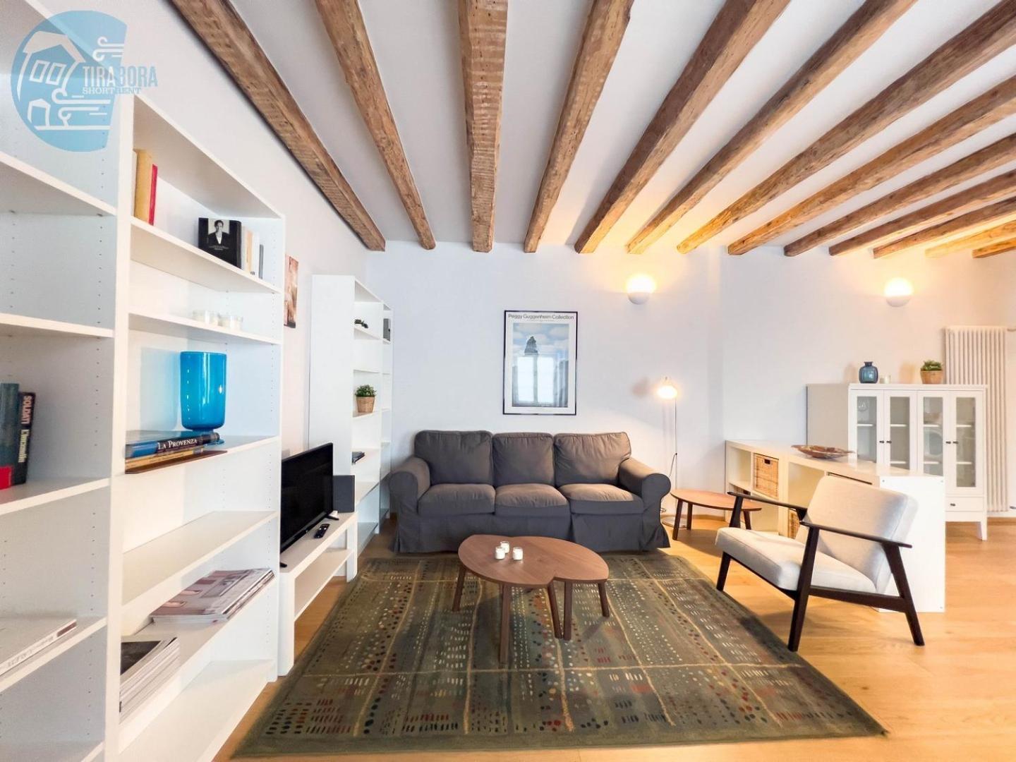 Mazzini 9 Tirabora Short Rent Apartment Триест Екстериор снимка