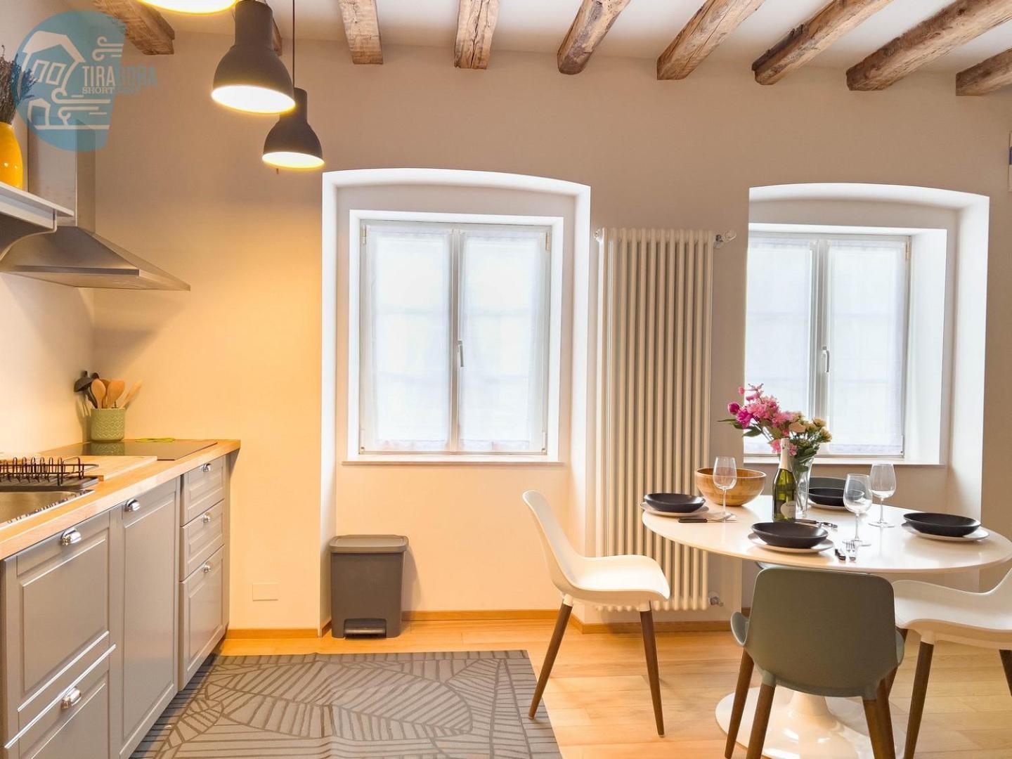 Mazzini 9 Tirabora Short Rent Apartment Триест Екстериор снимка